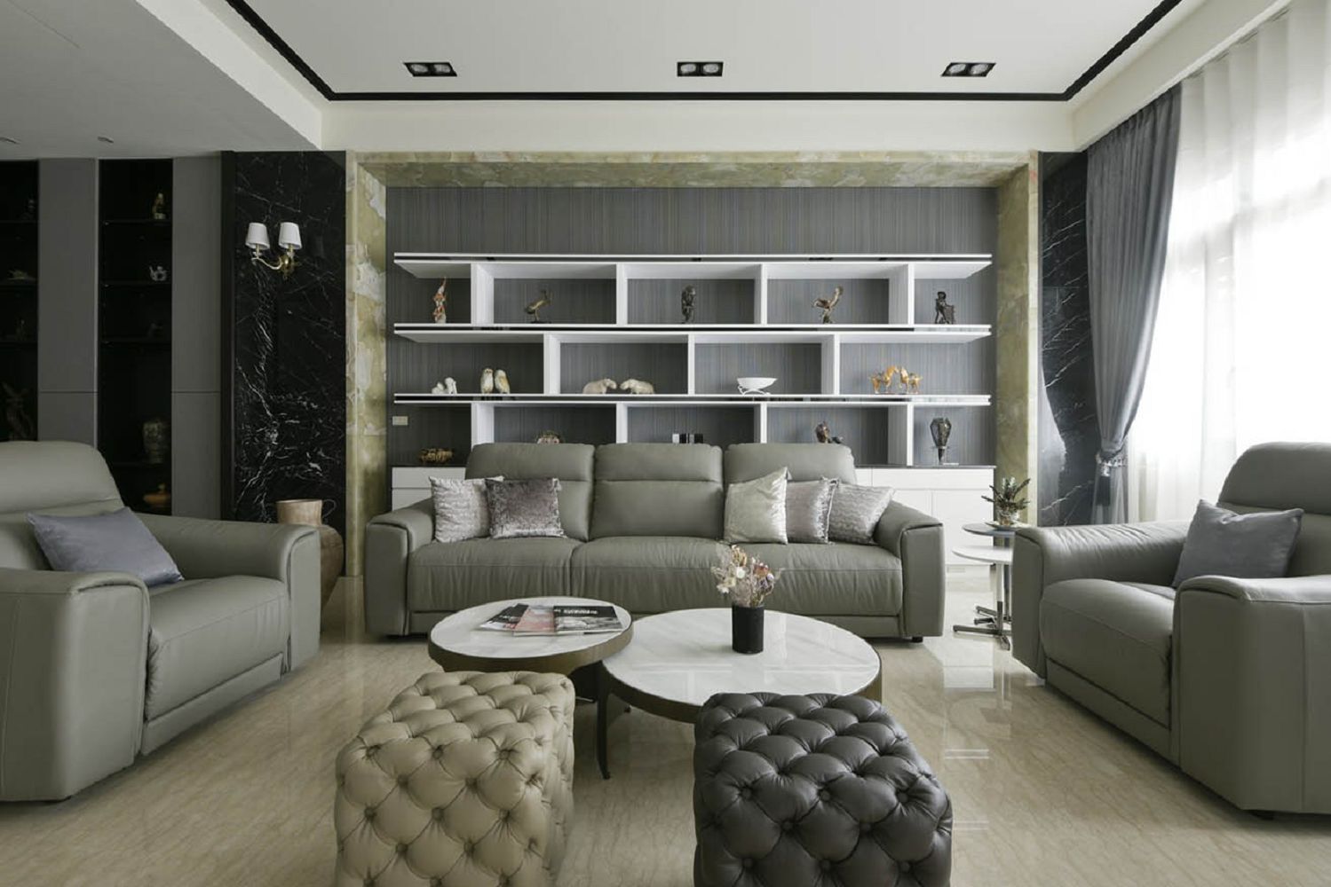 客廳收藏品展示櫃設計