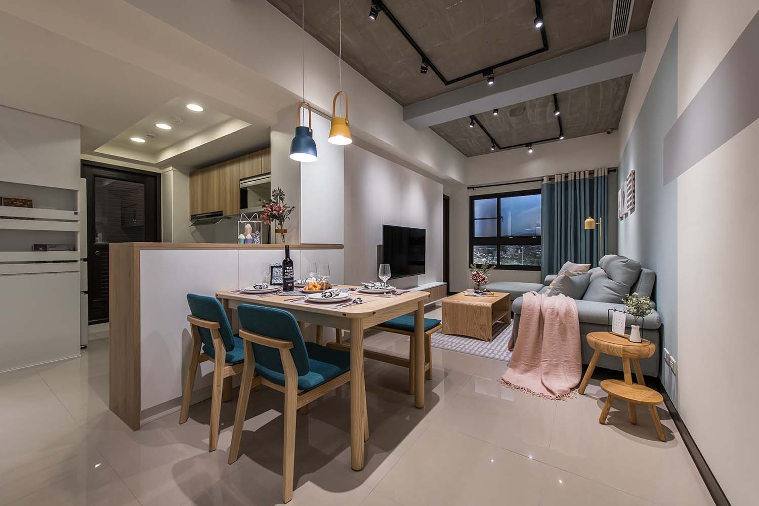 1.5坪空間餐廳實際案例;